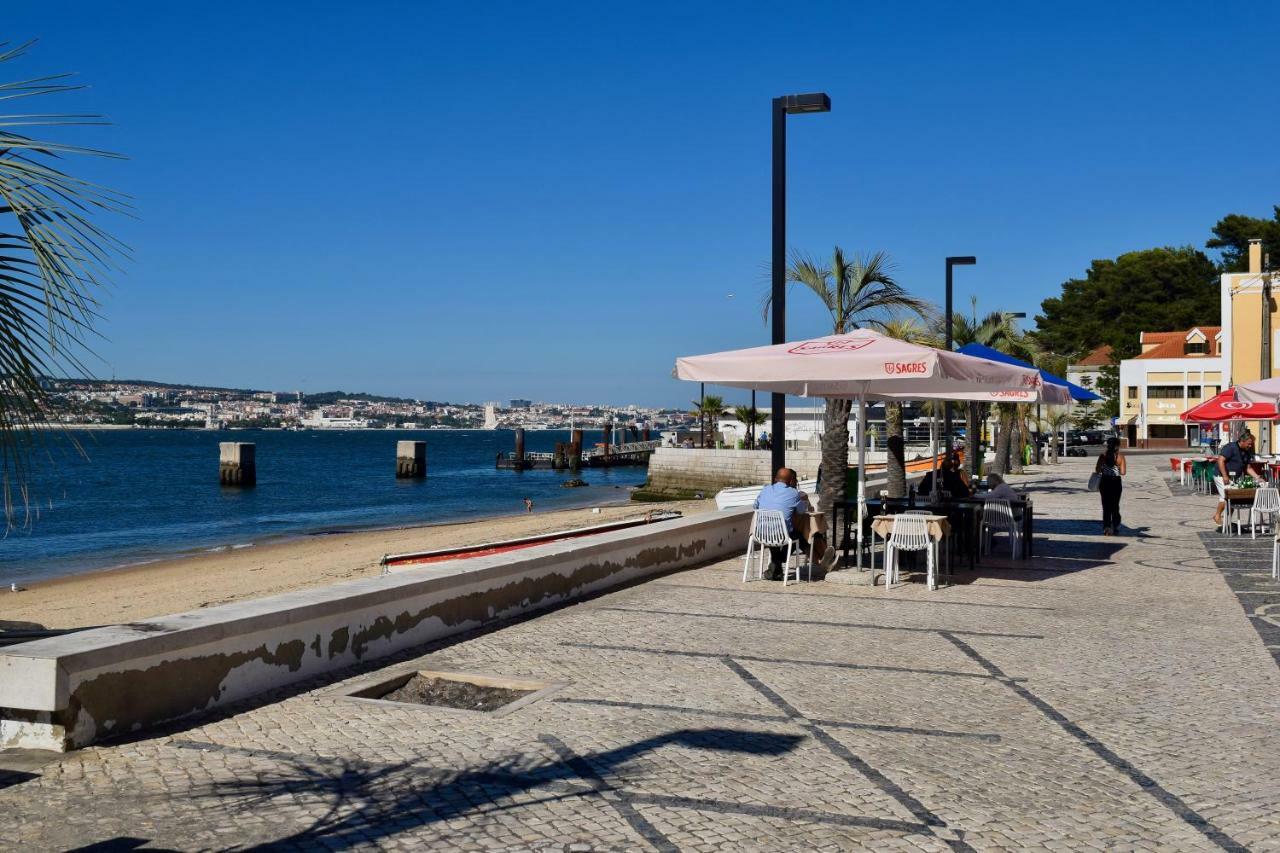 Вилла Fisherman'S House - A Boat Ride From Lisbon Trafaria Экстерьер фото